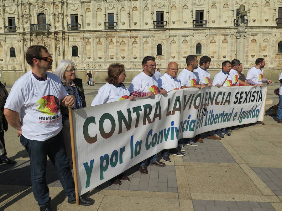 Fotos: Rueda de hombres contra la violencia machista