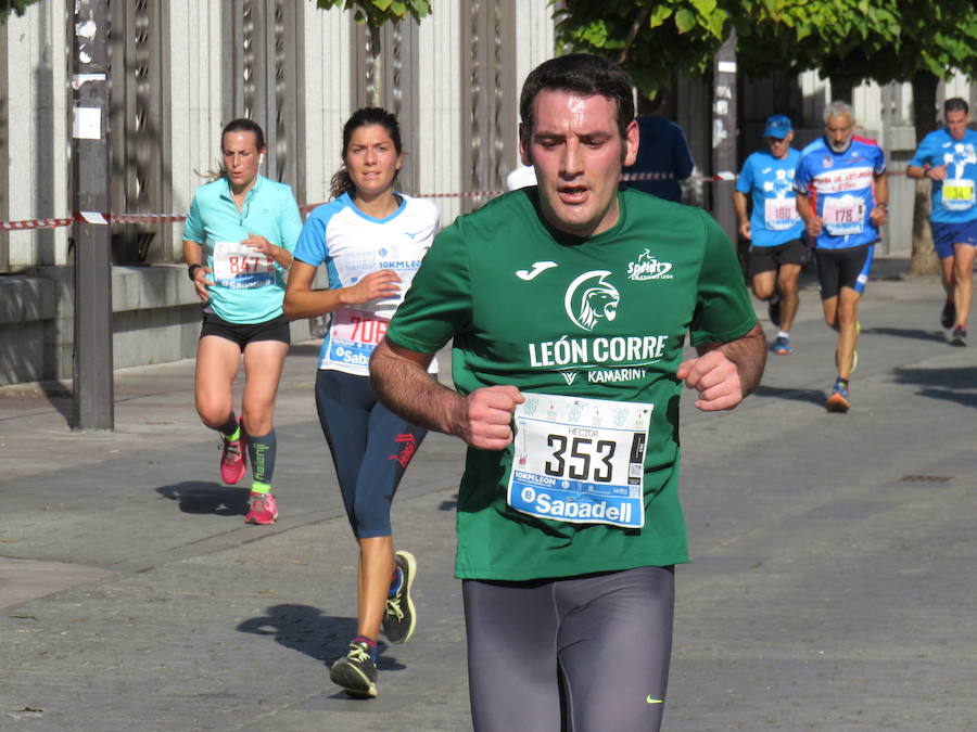 León celebra la carrera 10 kilómetros León, capital española de la gastronomía.