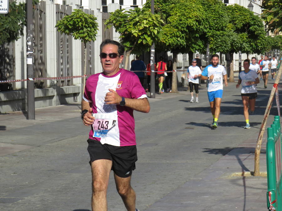 León celebra la carrera 10 kilómetros León, capital española de la gastronomía.