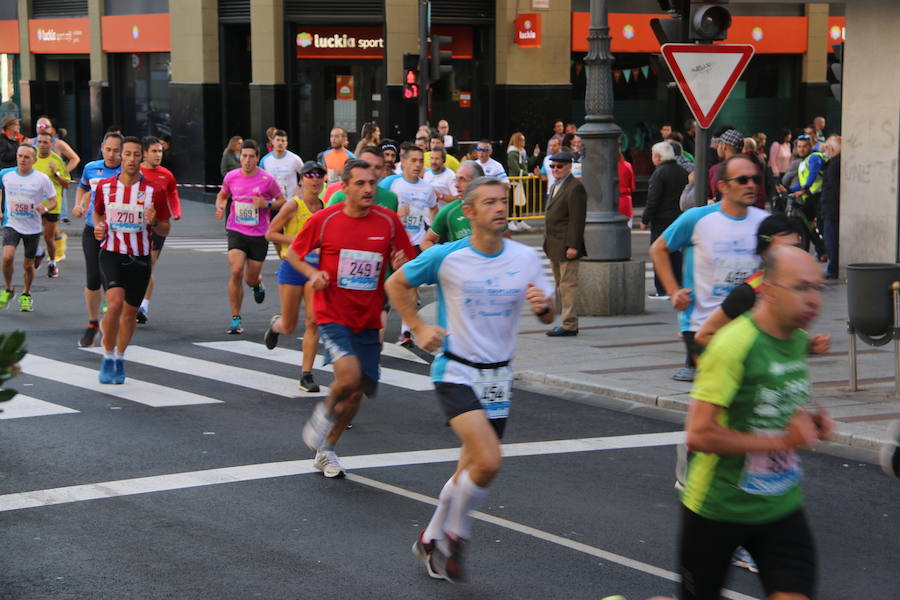 Fotos: Paso de los &#039;10 Kilómetros&#039; por Ordoño II