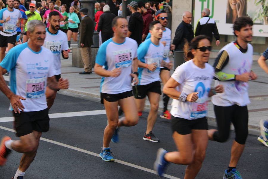 Fotos: Paso de los &#039;10 Kilómetros&#039; por Ordoño II