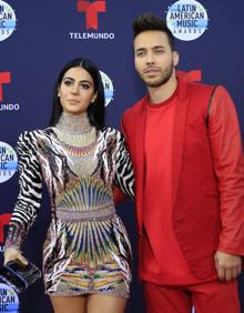 Imagen secundaria 2 - Ozuna, Bad Bunny, CNCO y las mujeres, triunfadores en los Latin AMAs