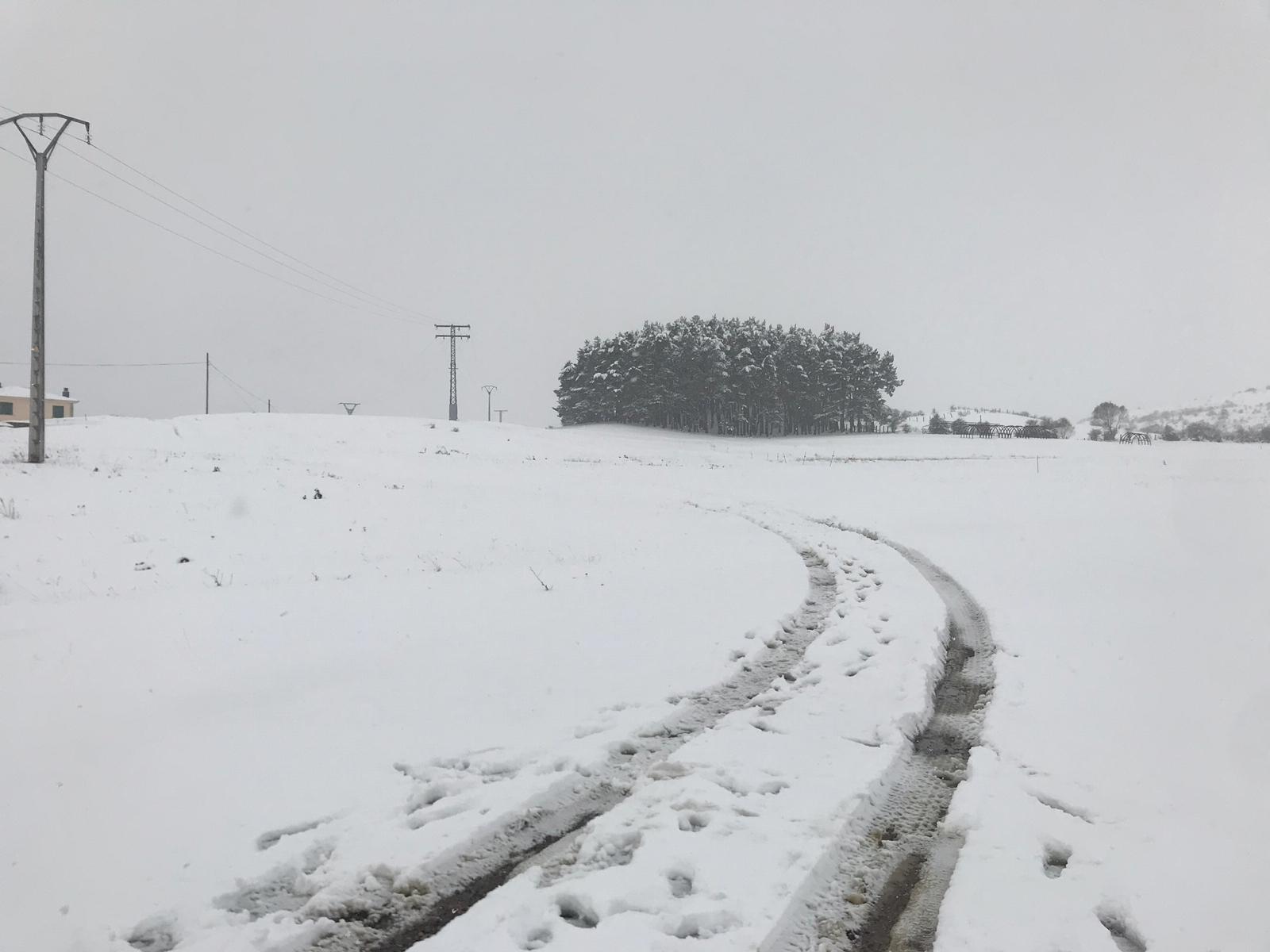 La nieve provoca numerosos problemas en las carreteras de la provincia de León