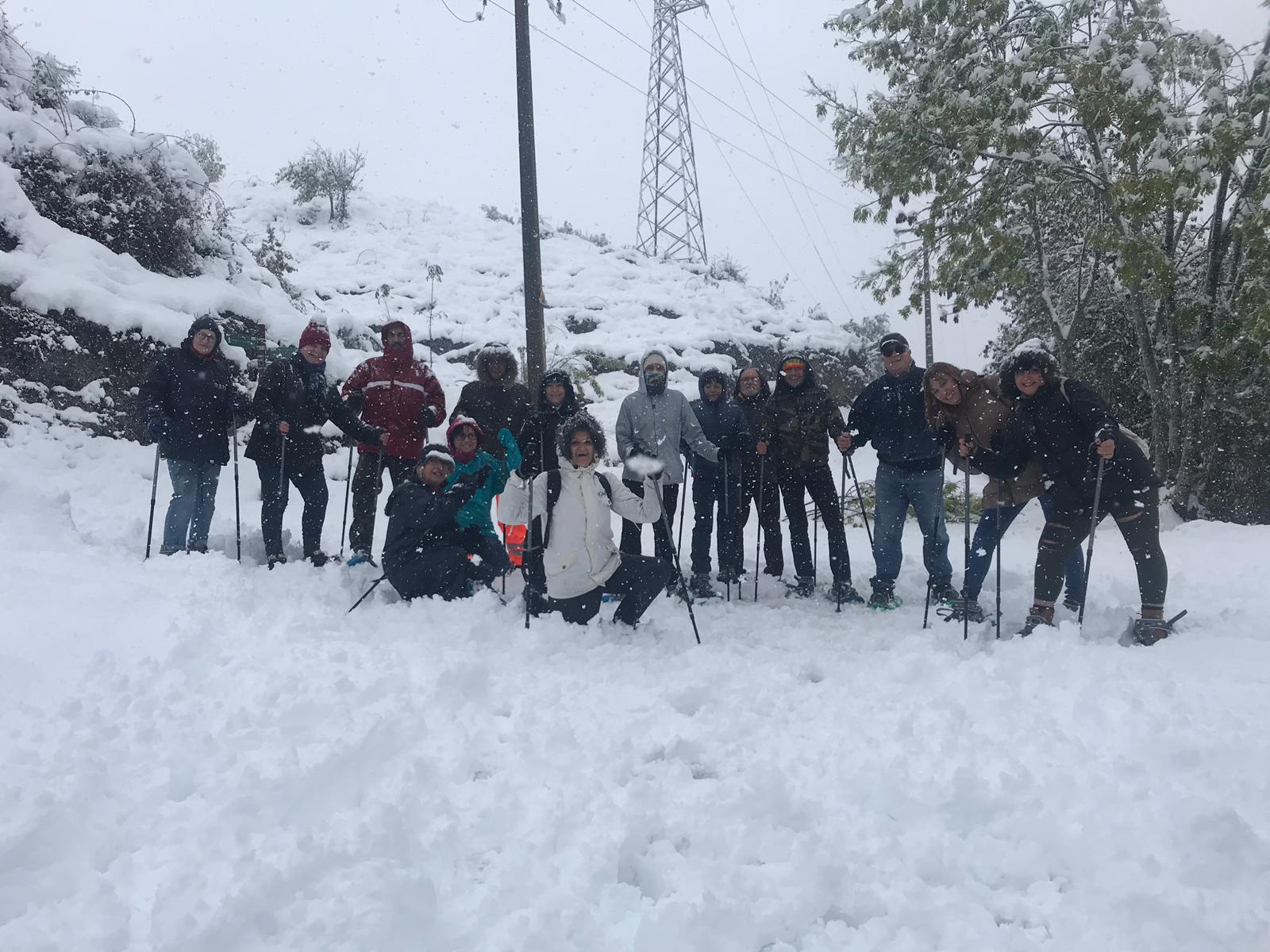 Imágenes de la localidad leonesa de Posada de Valdeón en la que medio centenar de personas pemanecen inmovilizados