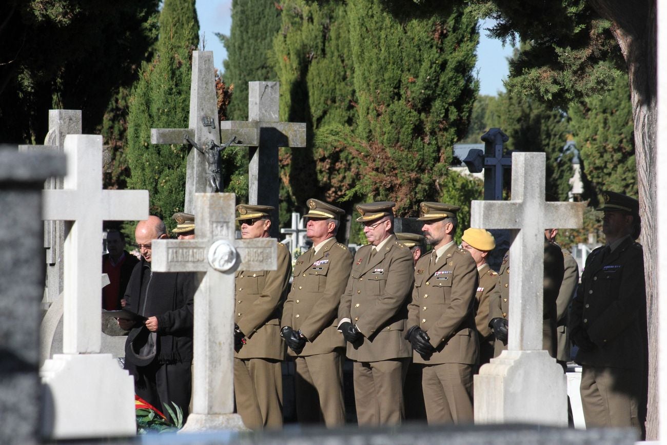 El cementerio de León se prepara para vivir el tradicional Día de Todos los Santos