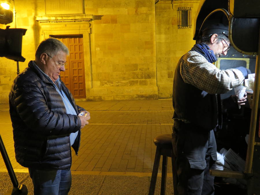 Fotos: Las castañas vuelven a la Calle Ancha