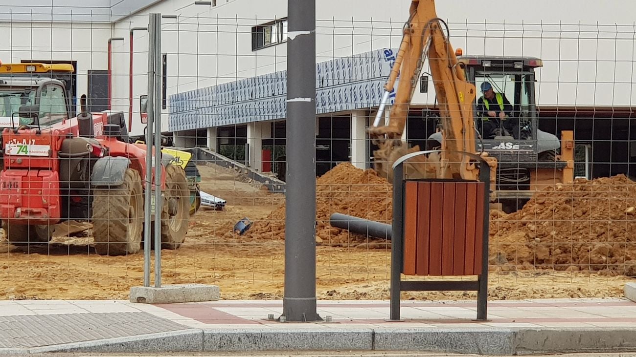 Obras en el nuevo Lidl, este jueves.