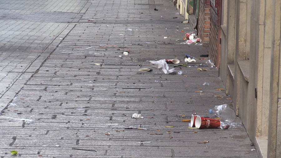 Fotos: La limpieza no madruga en León