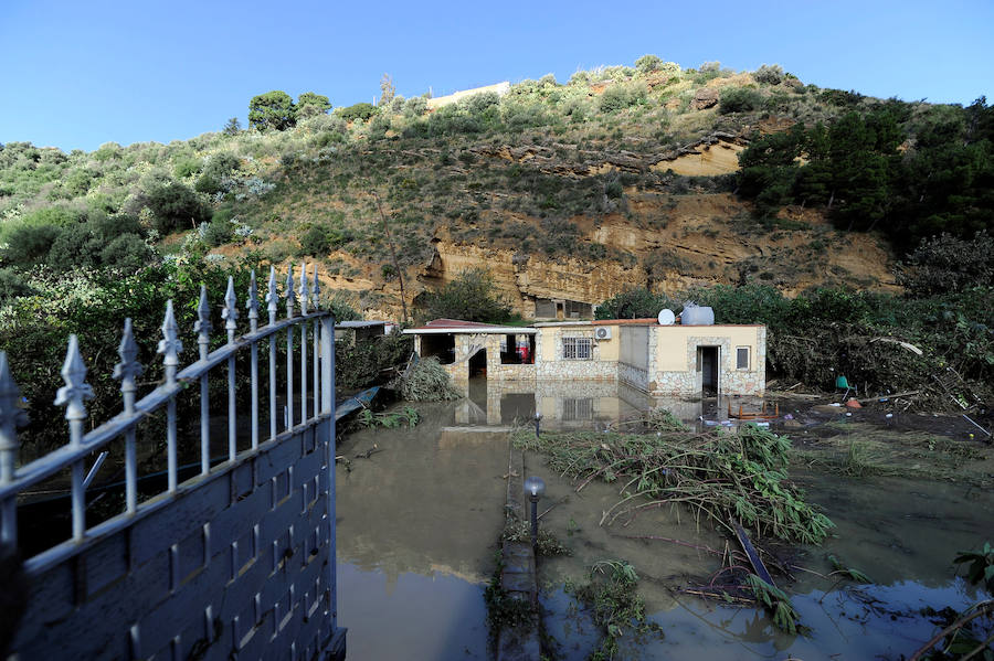 Casa donde muerieron los nueve miembros de una familia atrapados por la riada en Sicilia.