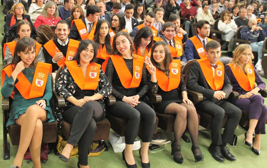 Fotos: La Facultad de Económicas rinde honores a su patrón