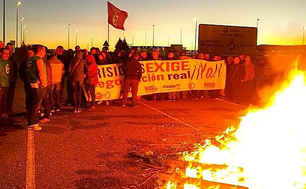 Funcionarios de prisiones durante una de las jornadas de movilizaciones.