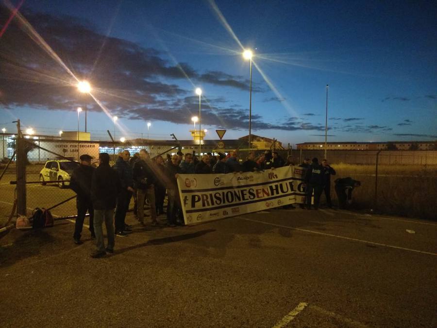 Fotos: Inicio de la huelga en la prisión de Villahierro