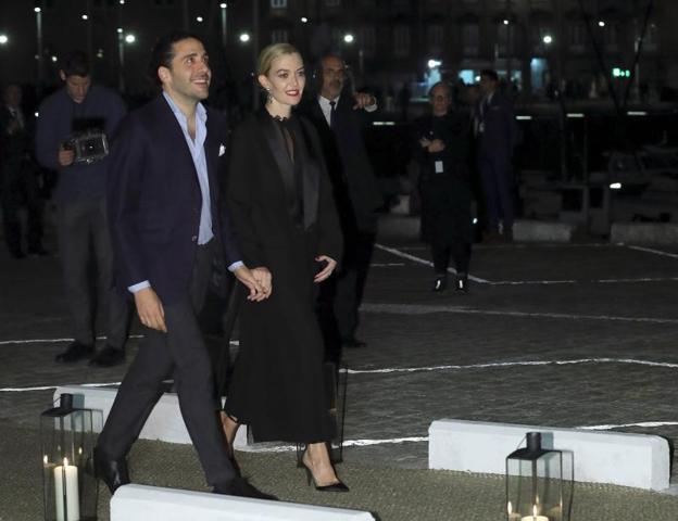 Marta Ortega y Carlos Torretta a su llegada al Real Club Náutico de La Coruña. 