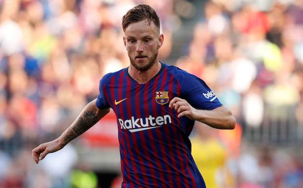 Rakitic, en un partido con el Barcelona. 