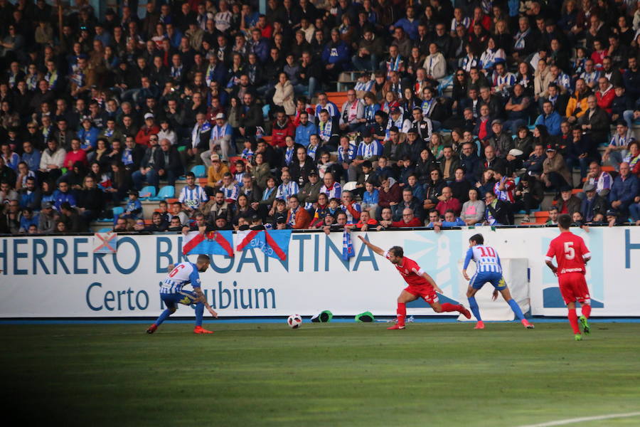 Fotos: Ambiente en las gradas de El Toralín