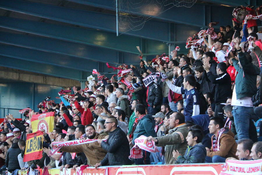 Fotos: Ambiente en las gradas de El Toralín