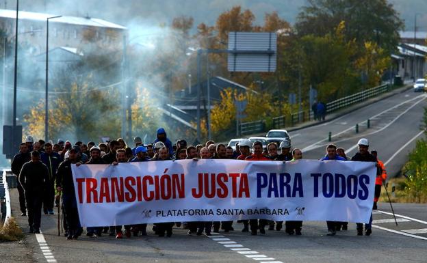 Marcha minera de los trabajadores de las subcontratas. 