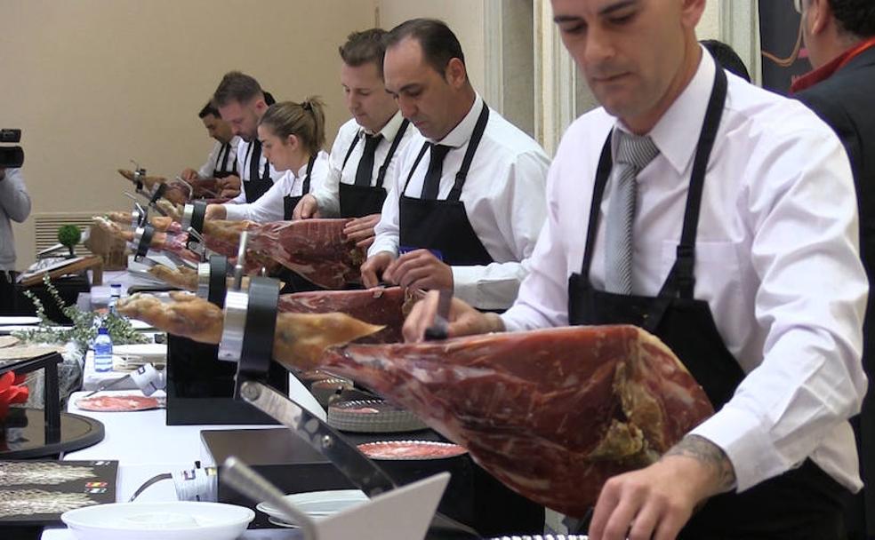 Cuarta edición del concurso nacional de cortadores de jamón Agustín Risueño. 