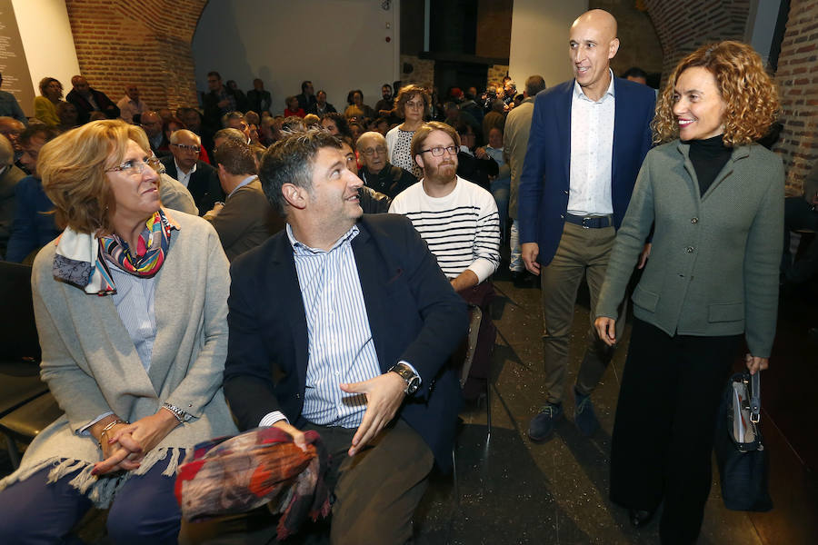 Fotos: La ministra Meritxell Batet presenta a José Antonio Diez como candidato a la Alcaldía de León