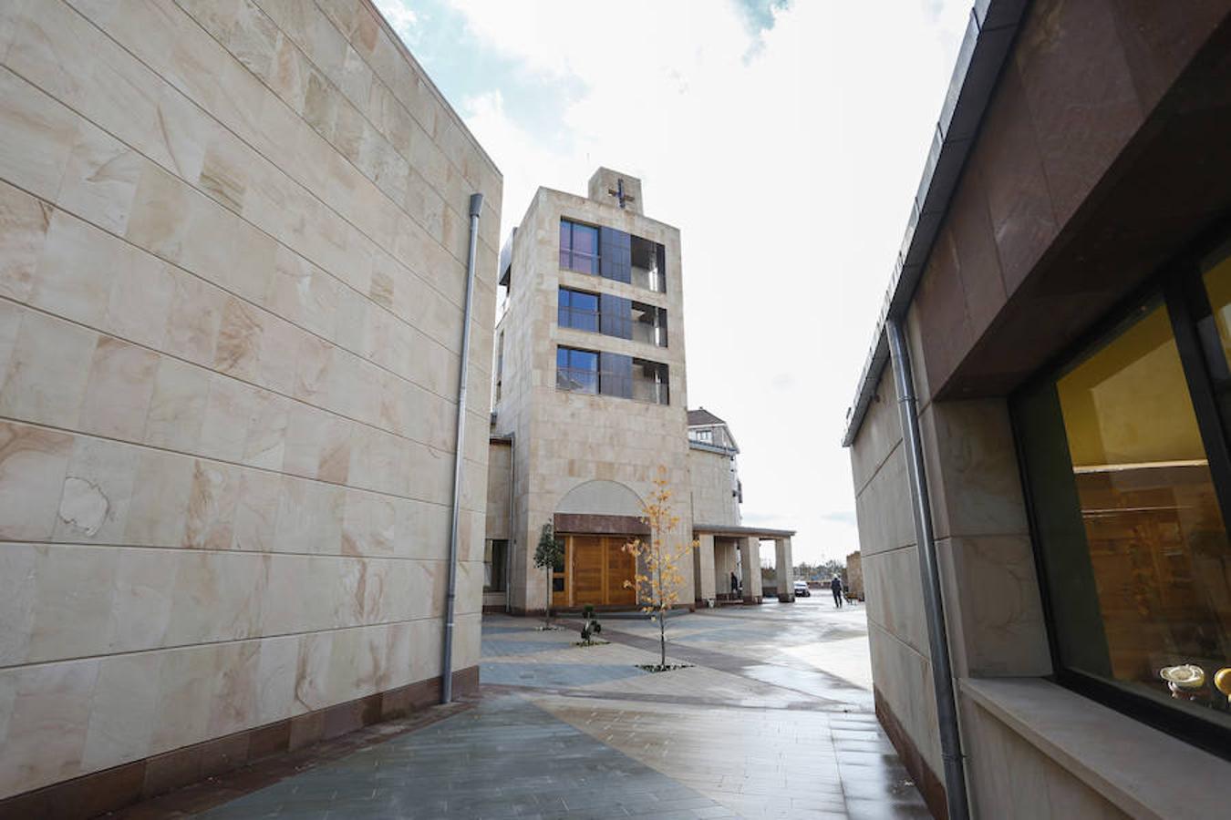 Fotos: El nuevo centro parroquial Nuestra Señora del Rosario de La Lastra