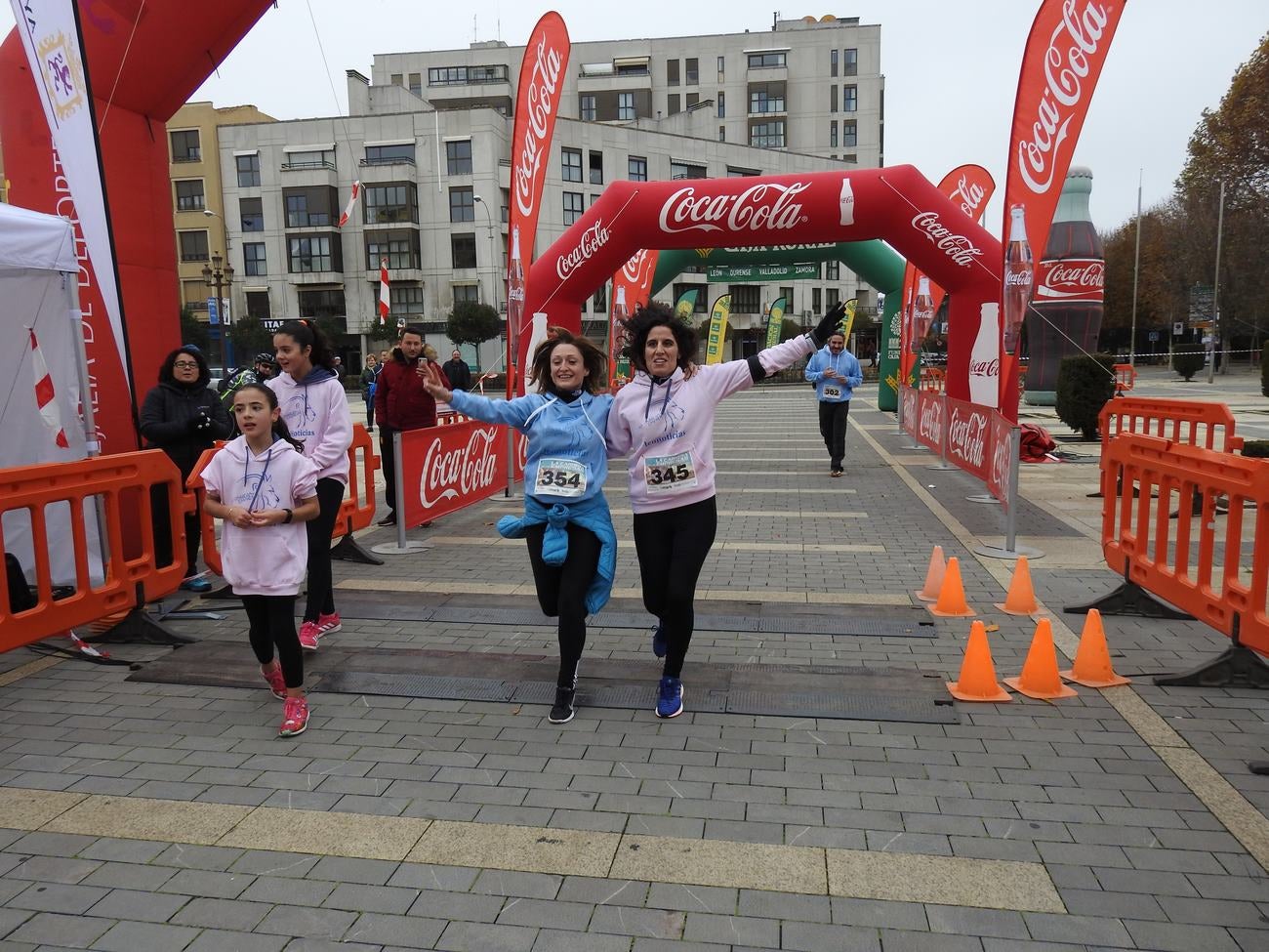 Fotos: Las mejores imágenes de la Carrera de las Empresas (II)