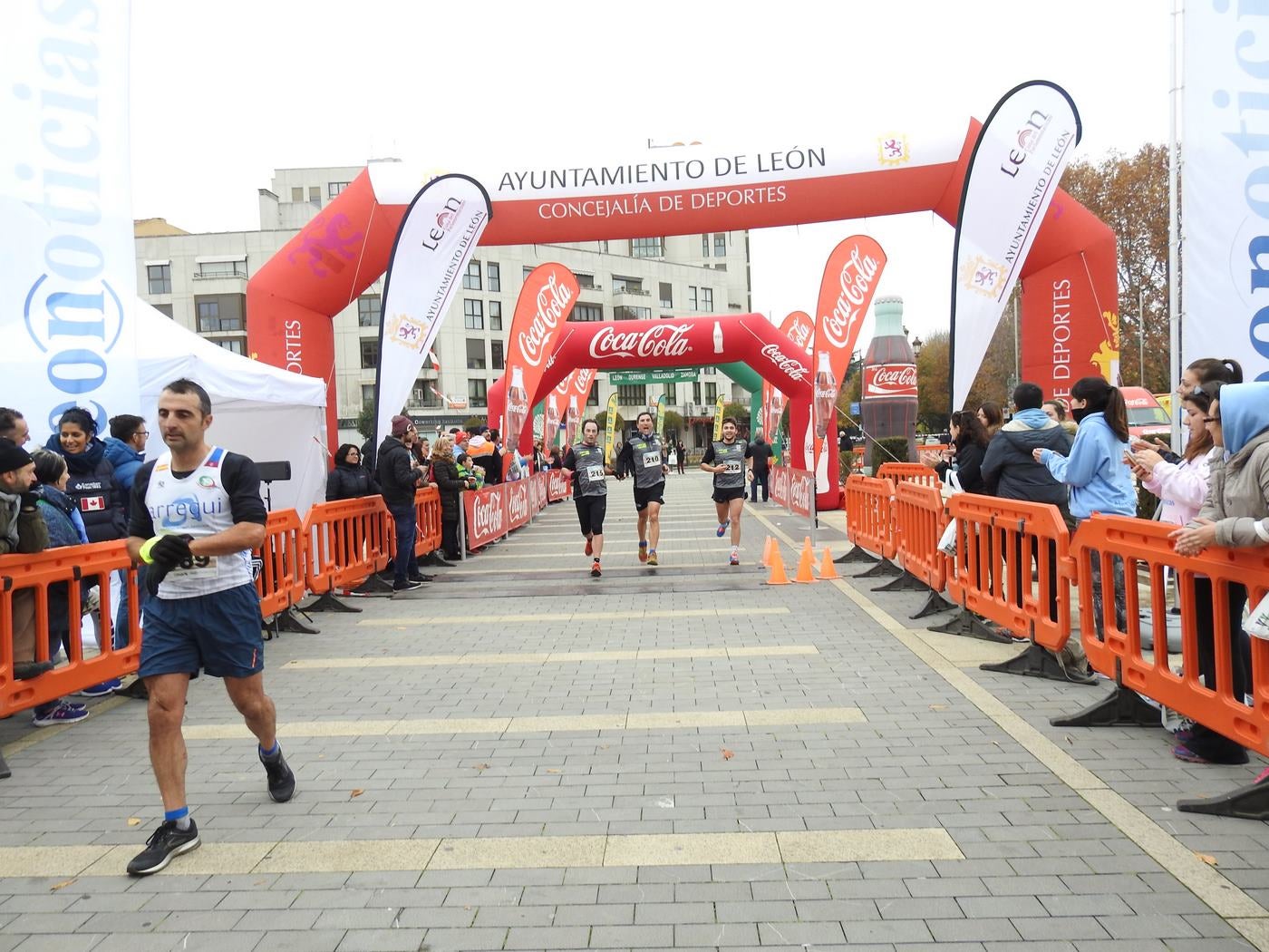 Fotos: Las mejores imágenes de la Carrera de las Empresas (III)