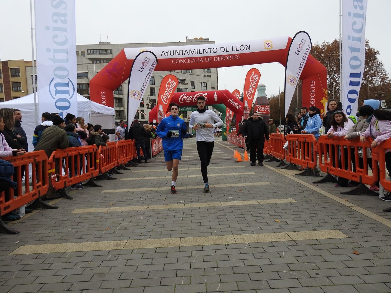 Fotos: Las mejores imágenes de la Carrera de las Empresas (IV)