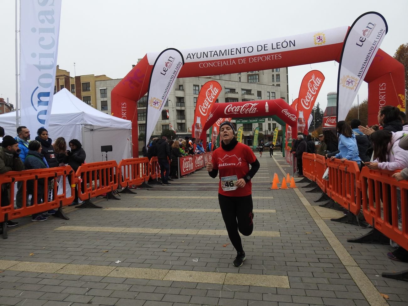 Fotos: Las mejores imágenes de la Carrera de las Empresas (IV)