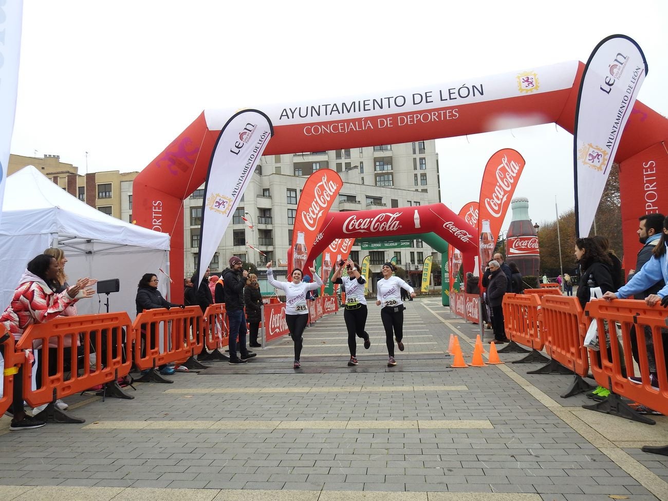 Fotos: Las mejores imágenes de la Carrera de las Empresas (IV)