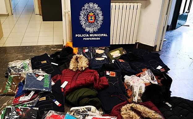 Imagen de los artiículos incautados en la operación. 