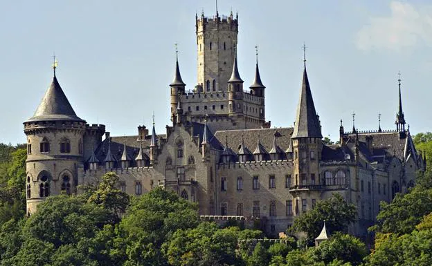 El castillo de Marienburg, bautizado así en honor de la reina María Sajonia-Altenburgo. 