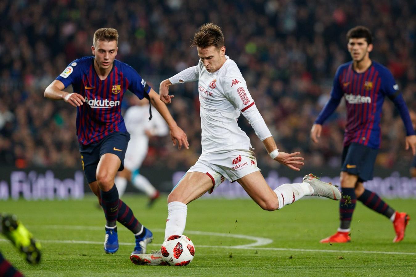 Fotos: El histórico partido de la Cultural en el Camp Nou