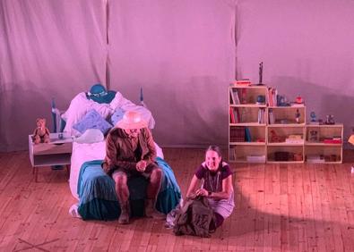 Imagen secundaria 1 - Teatro en el Colegio Leonés.