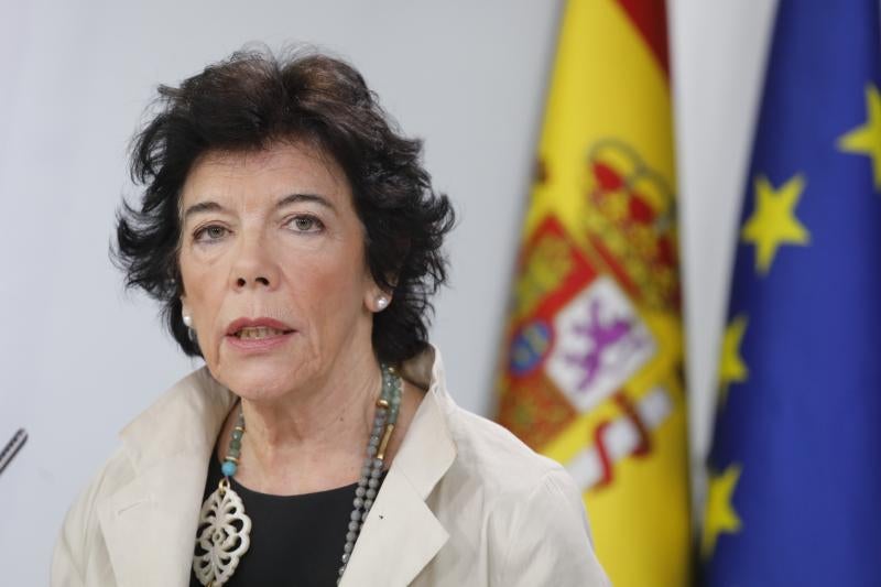 La ministra de Educación, Formación Profesional y portavoz del gobierno, Isabel Celaá. 