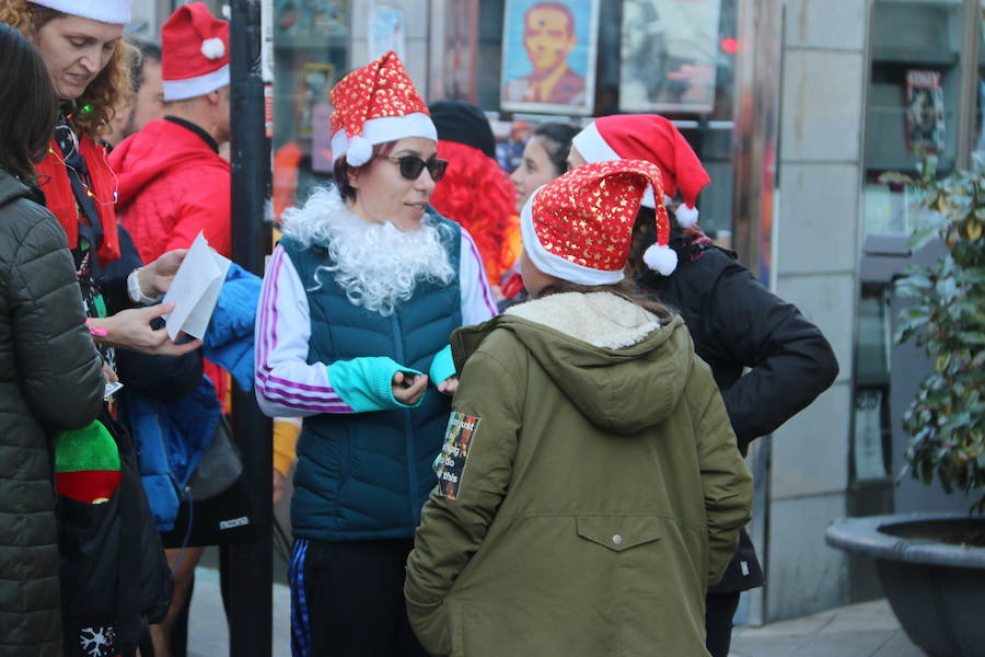 Fotos: La San Silvestre popular vuelve a llenar León de diversión