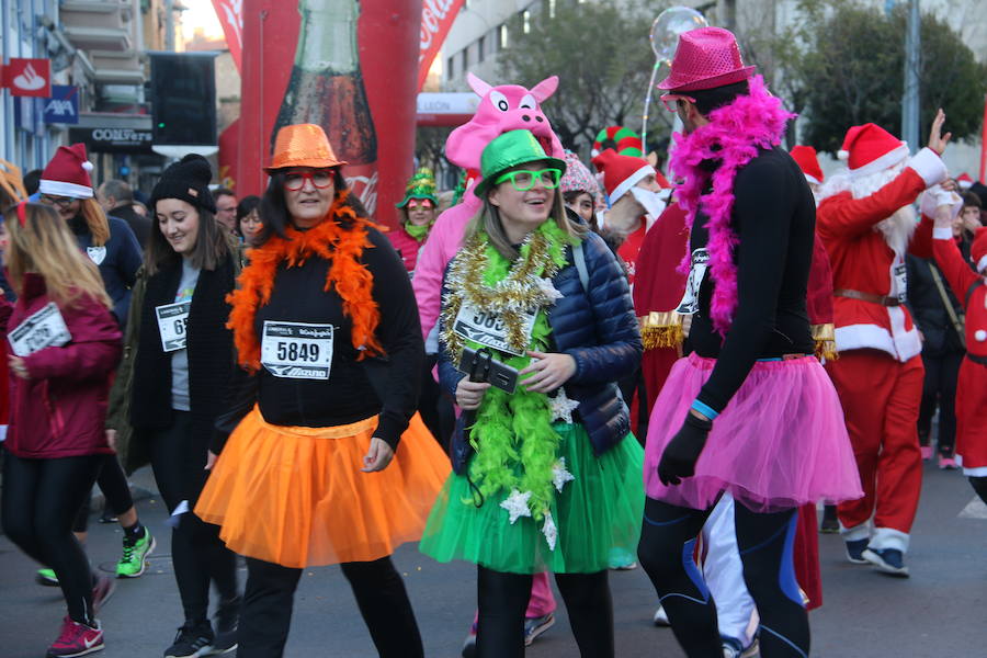 Fotos: La San Silvestre popular vuelve a llenar León de diversión