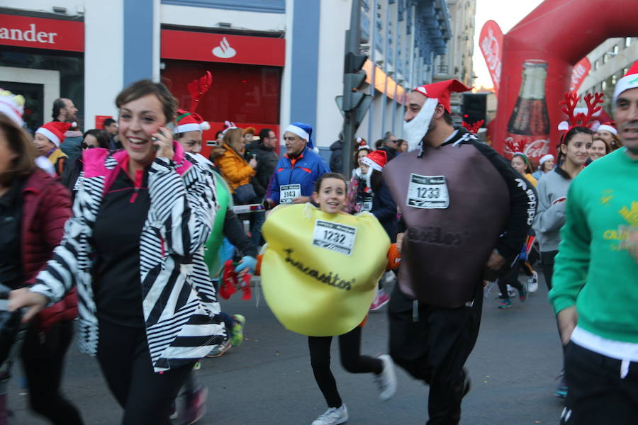 Fotos: La San Silvestre popular vuelve a llenar León de diversión