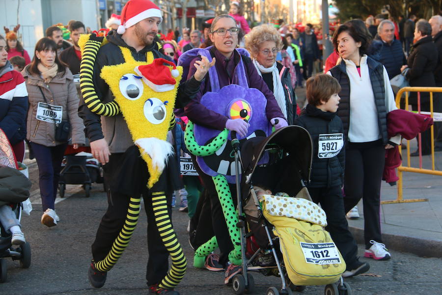 Fotos: La San Silvestre popular vuelve a llenar León de diversión