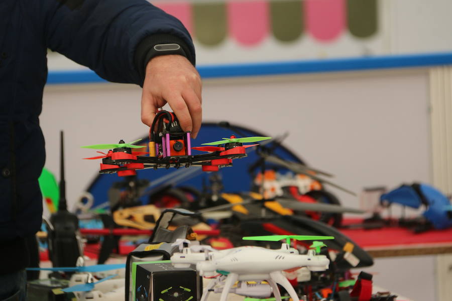 Fotos: Los drones protagonistas de la Navidad en Valverde de la Virgen