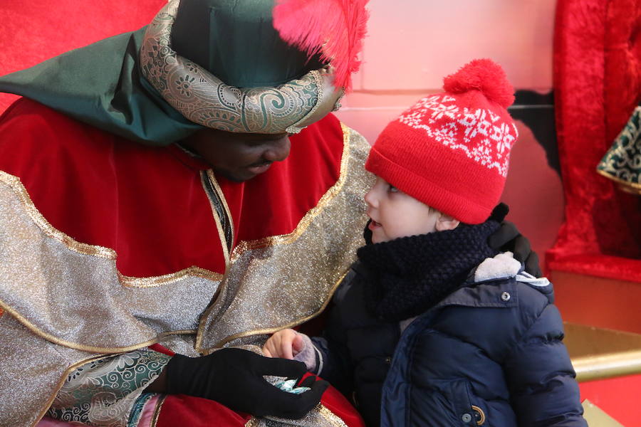 Fotos: Los Reyes Magos llegan a León