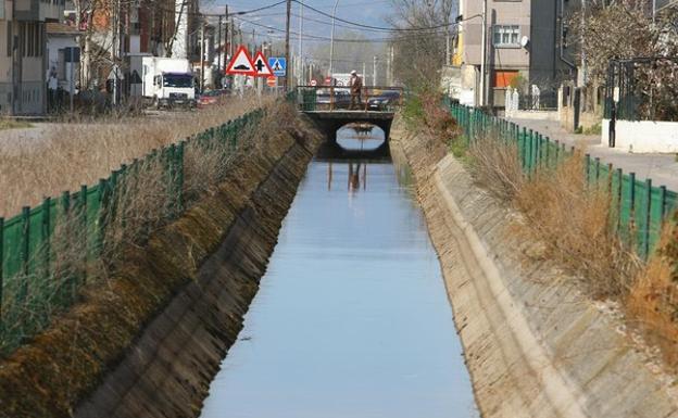 Canal Bajo del Bierzo. 