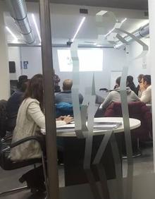 Imagen secundaria 2 - Imágenes del centro de Coworking donde tienen lugar las primeras reuniones. 