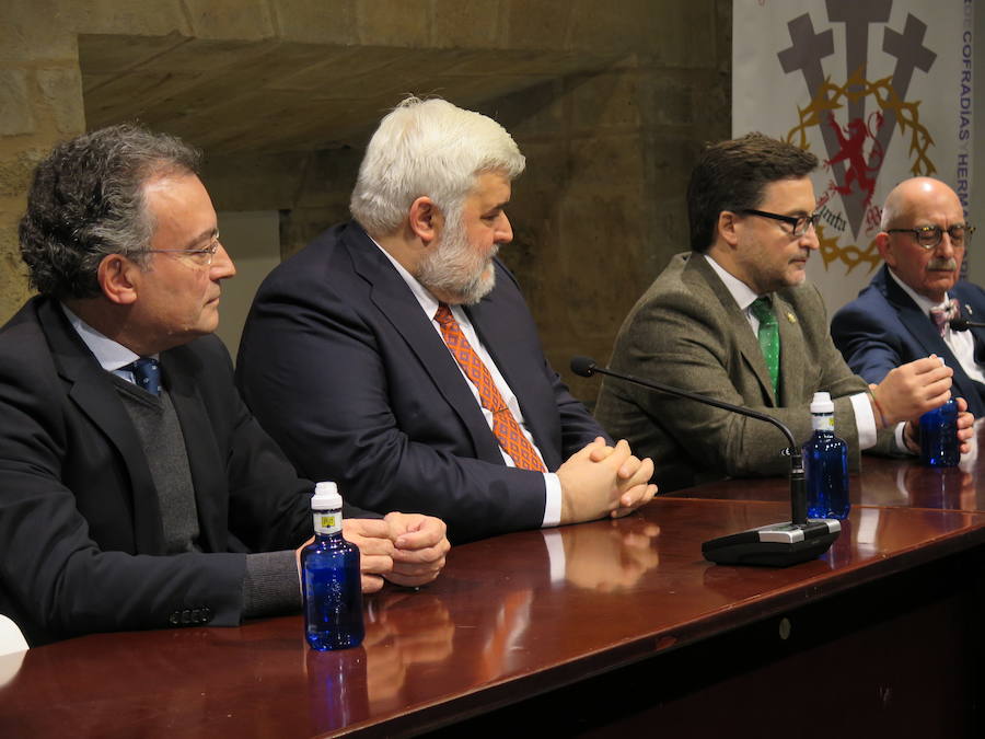 Fotos: Presentación del pregonero de la Semana Santa 2019 en León