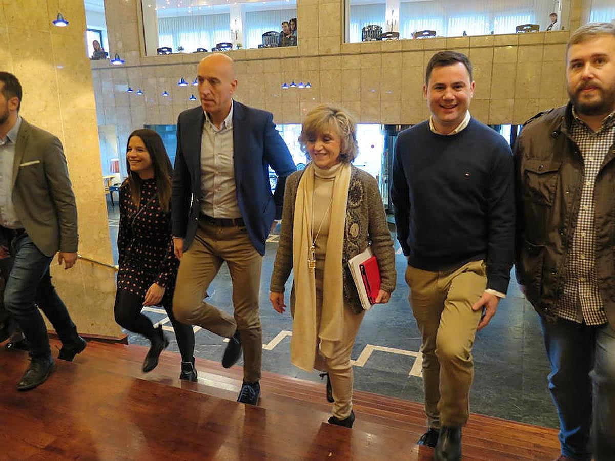 Fotos: La ministra de Sanidad, María Luisa Carcedo, en León