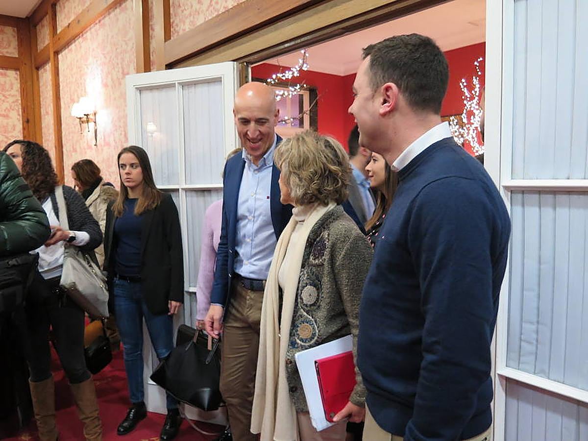 Fotos: La ministra de Sanidad, María Luisa Carcedo, en León