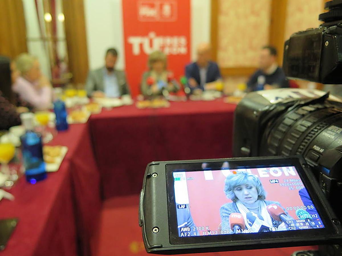 Fotos: La ministra de Sanidad, María Luisa Carcedo, en León