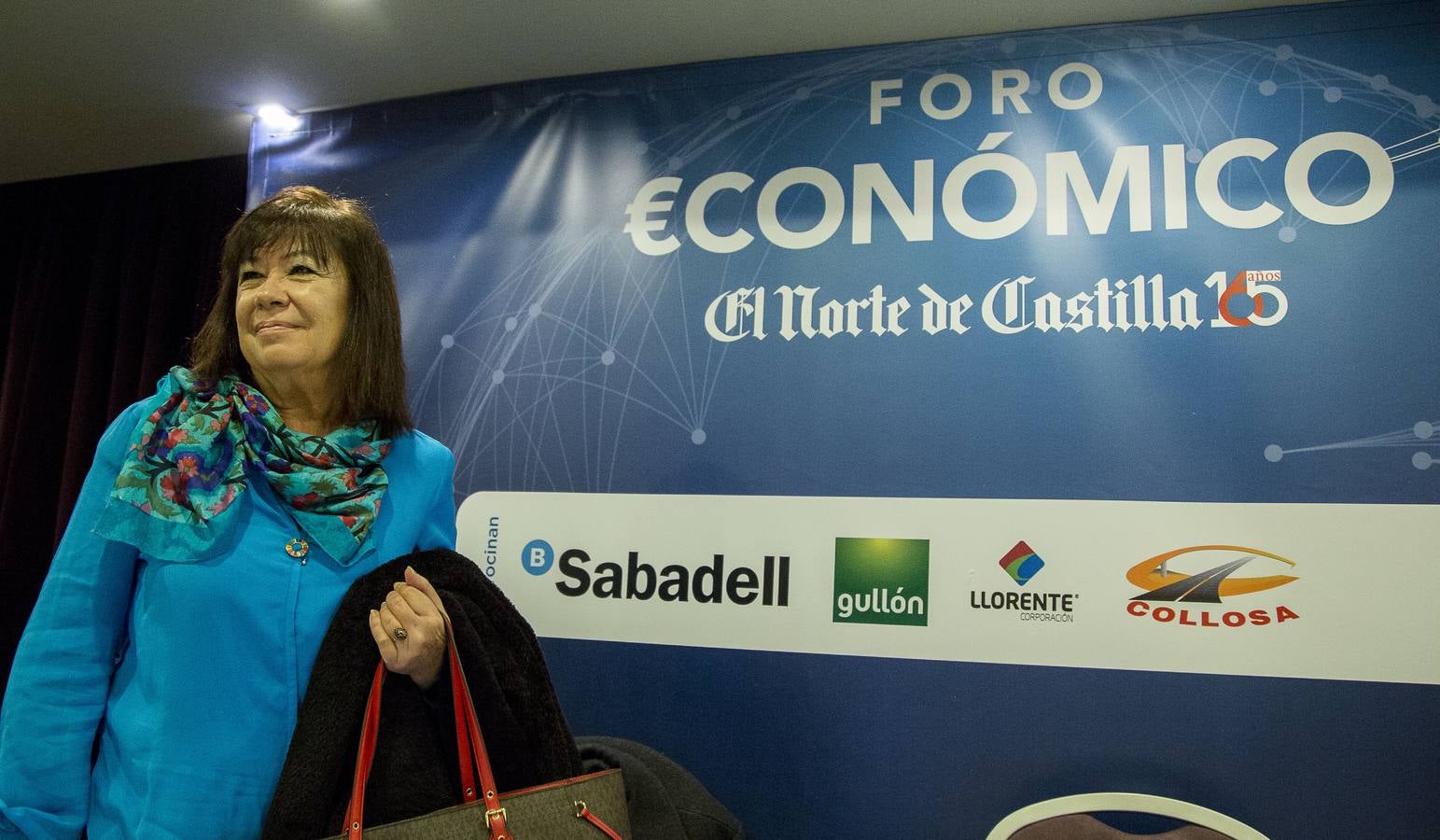 Fotos: Cristina Narbona en el Foro Económico de El Norte