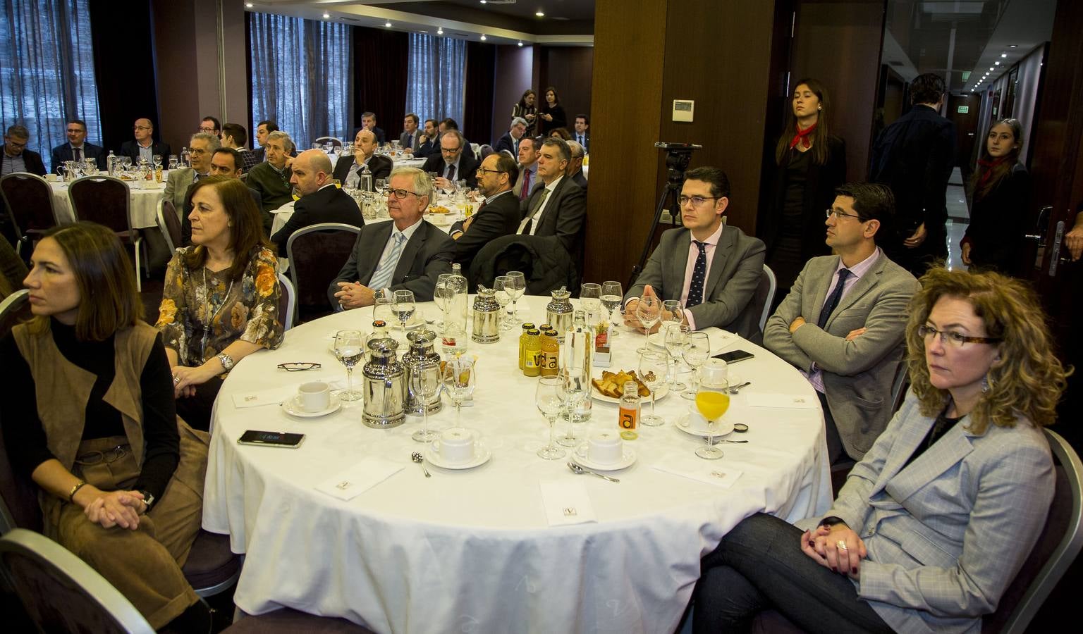 Fotos: Cristina Narbona en el Foro Económico de El Norte