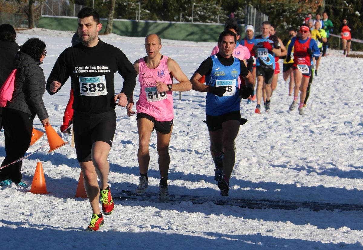 Fotos: Las imágenes del cross popular de San Miguel del Camino