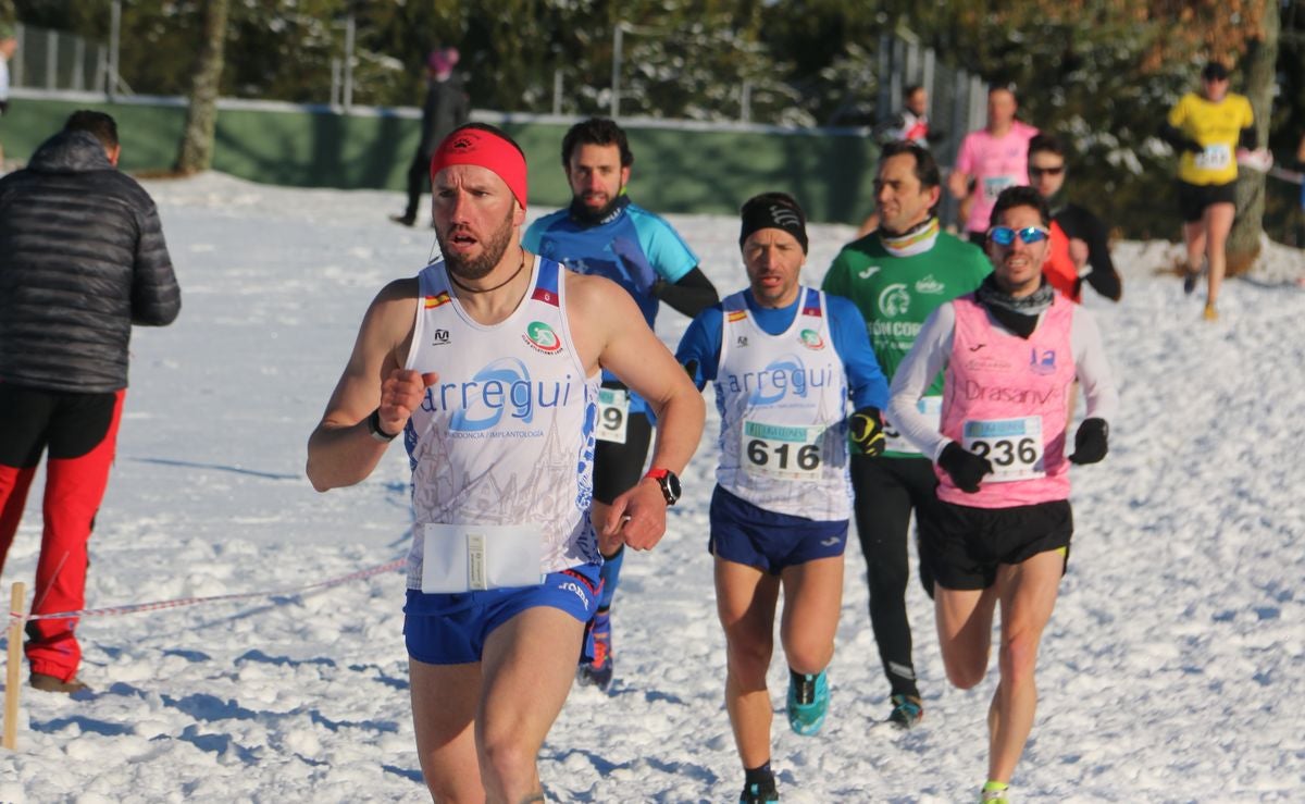 Fotos: Las imágenes del cross popular de San Miguel del Camino